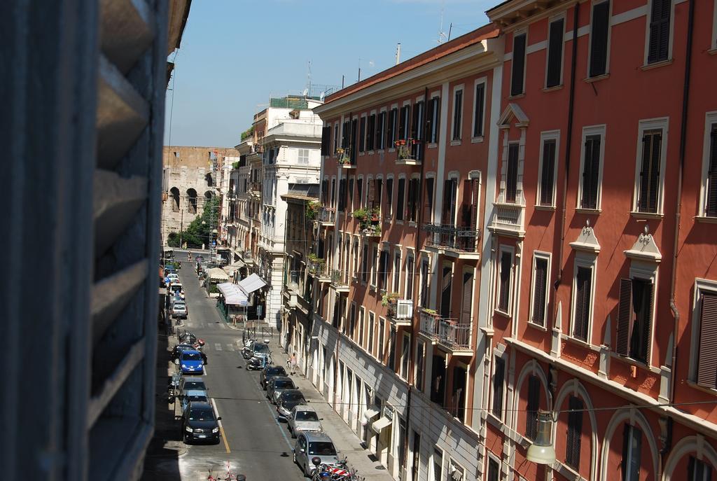 Su Al Celio - Colosseo Bed & Breakfast Rome Room photo